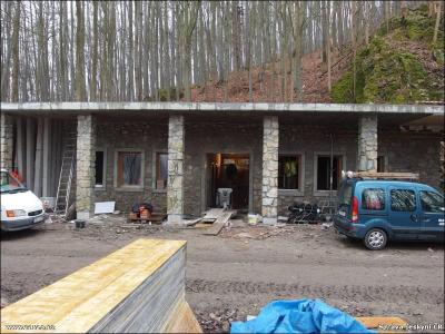 Stavba nové provozní budovy Javoříčských jeskyní