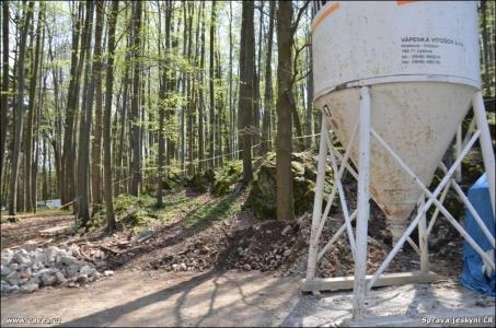 Stavba nové provozní budovy Javoříčských jeskyní