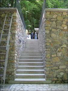 Stavba nové provozní budovy Javoříčských jeskyní